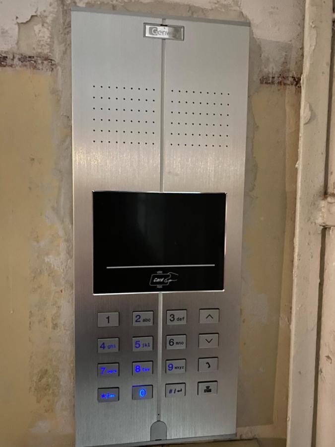 Magheru Cozy New Apartament 2 Rooms Bucureşti Ngoại thất bức ảnh